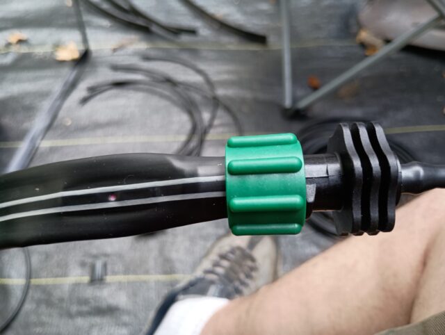 Tighten Barb Adapter