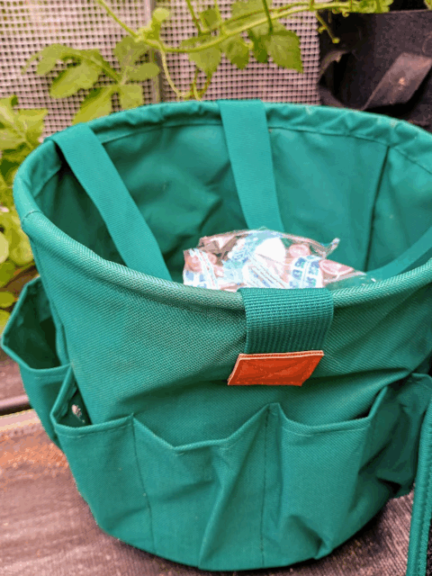 round collapsible garden tote